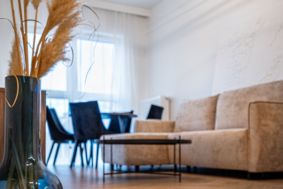 Wykończony salon w mieszkaniu — realizacja Bach-Bud Rzeszów